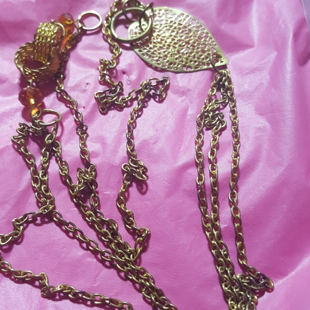 Ladies necklace